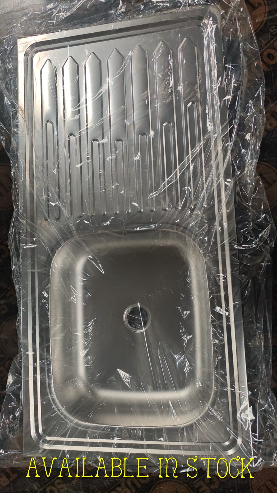 Stainless Steel Kitchen Sink with Drainboard