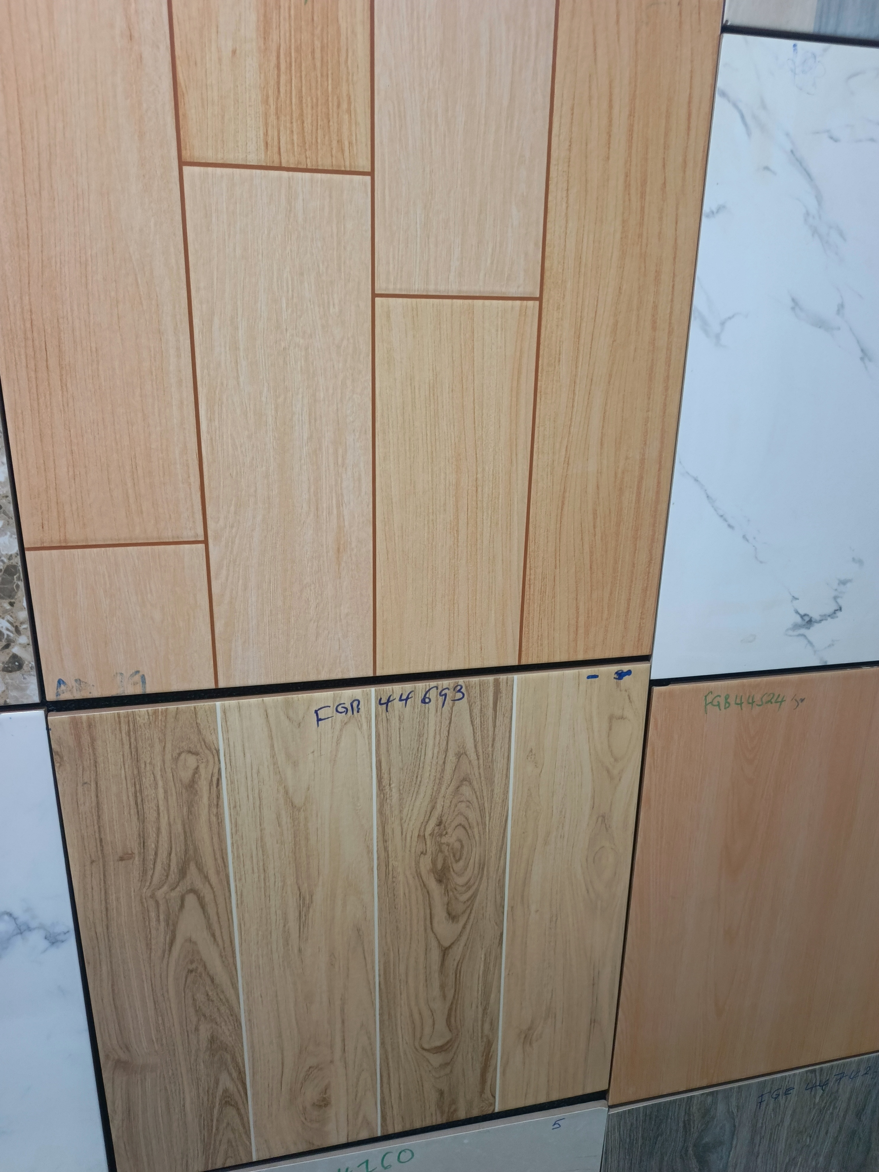 Wood Look Ceramic Floor Tiles 400mm